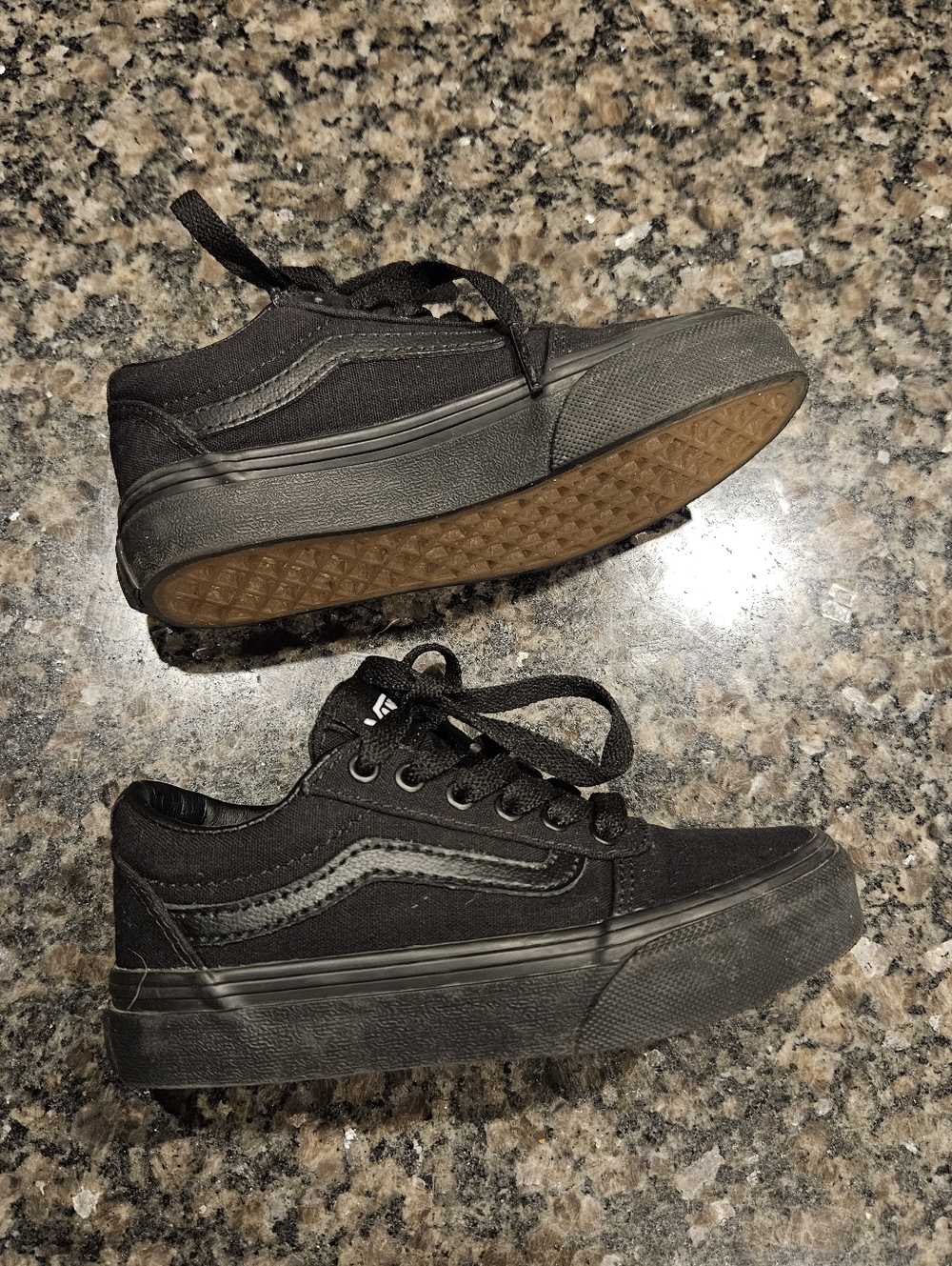 Vans Old Skool Vans Sneakers Size 11 Black - Picture 6 of 9